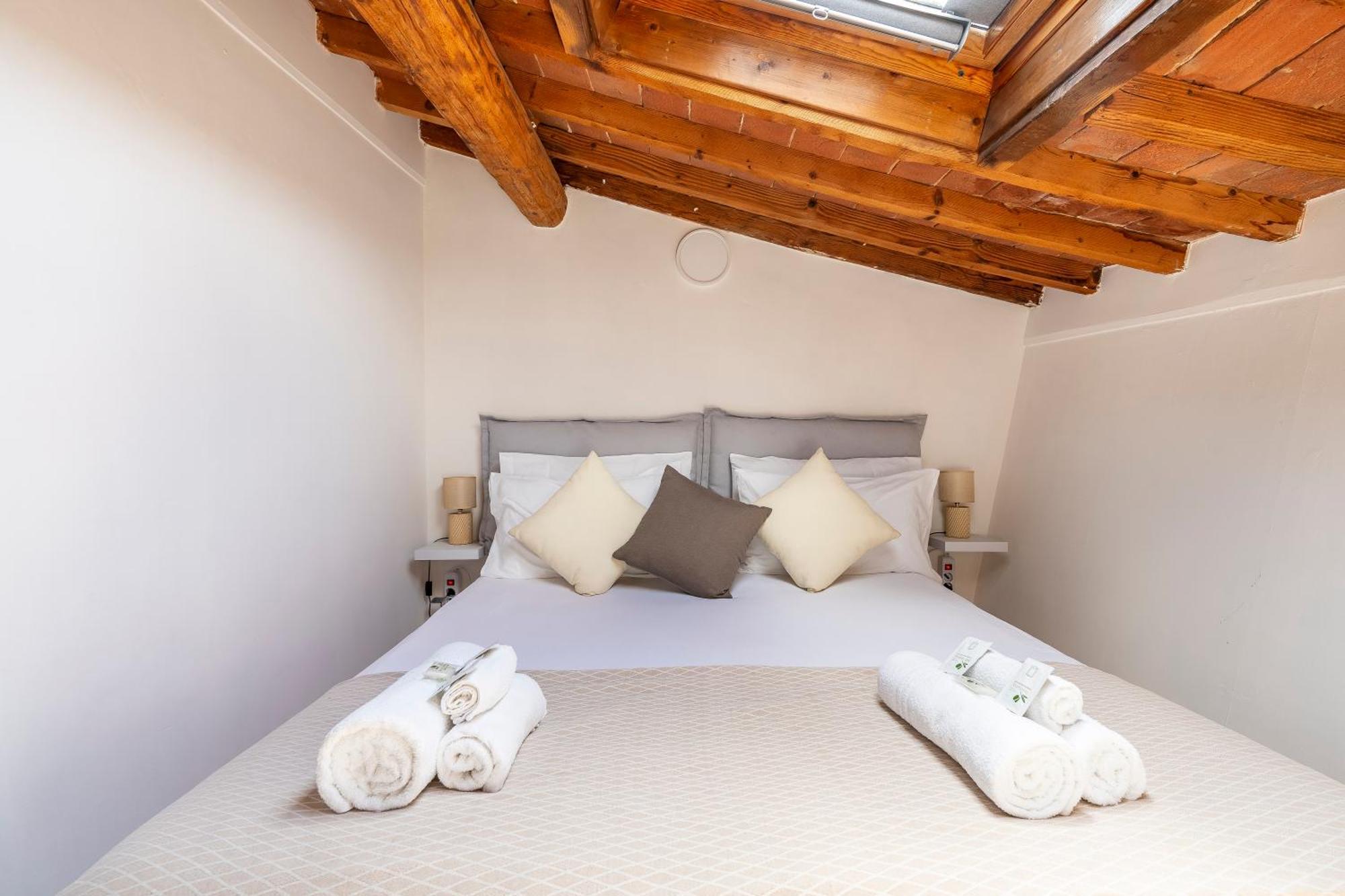 Piazza Santo Spirito Appartamento Con 2 Camere Matrimoniali Φλωρεντία Εξωτερικό φωτογραφία